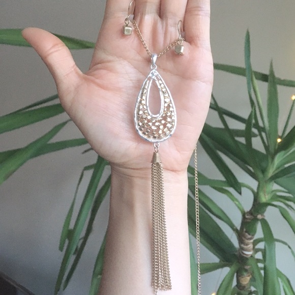 Necklace and Earring Set - Picture 5 of 6